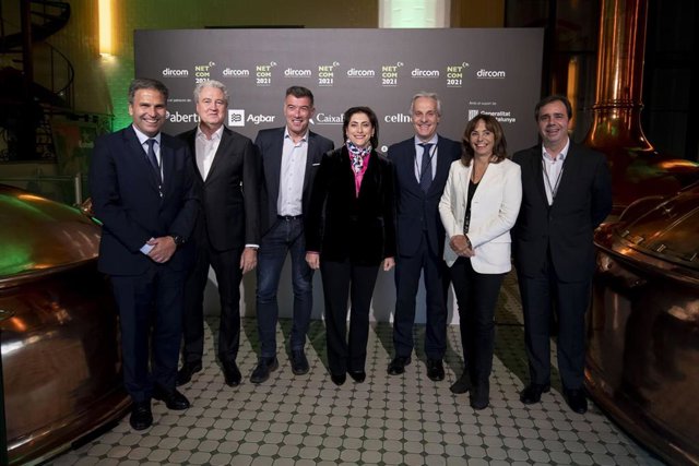 Jordi Romañach (vocal de Dircom), Jordi Garcia Tabernero (Presidente de honor), Pep Plaza, Mª Lluïsa Martínez Gistau (Presidenta), Fede Segarra Gurria (Vicepresidente), Carme Miró (vocal) y Marc Gómez (secretario y tesorero)