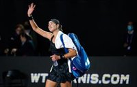 Muguruza cae ante Pliskova en su estreno en las Finales WTA