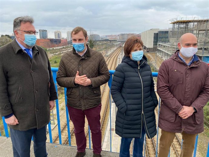 Archivo - Rueda de prensa de la presidenta de Foro Asturias, Carmen Moriyón, y otros cargos del partido, en Gijón, para hablar del Plan de Vías (Archivo)