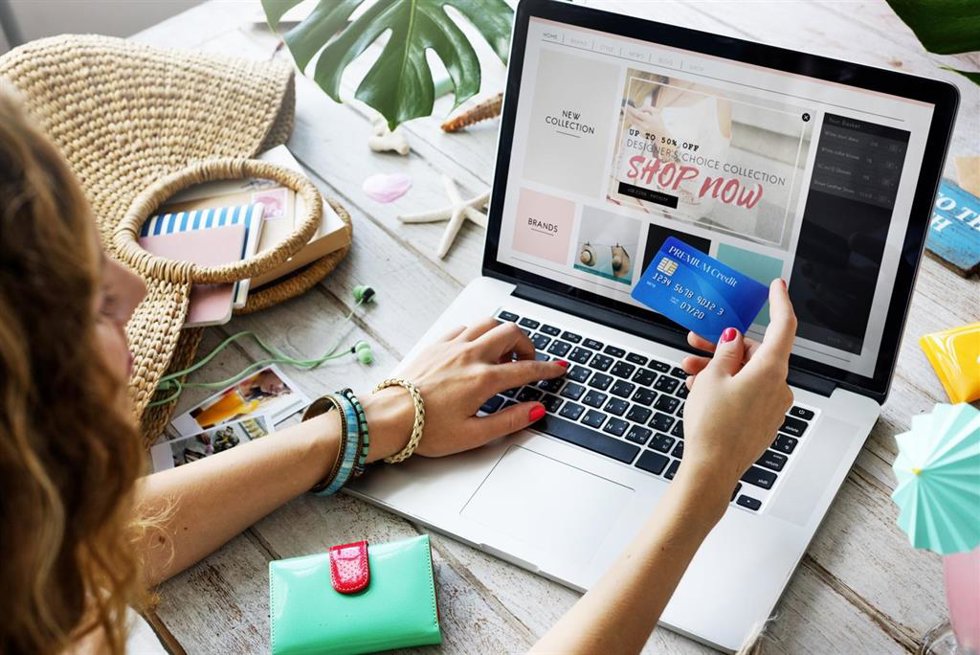 Ecommerce, compras online por el black friday.