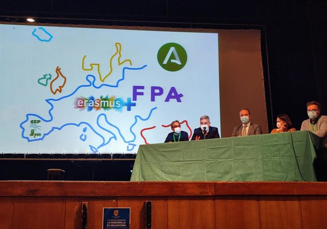 Inauguración del congreso sobre seguimiento de proyectos Erasmus de FP.