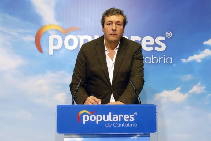 Iñigo Fernández, portavoz del PP