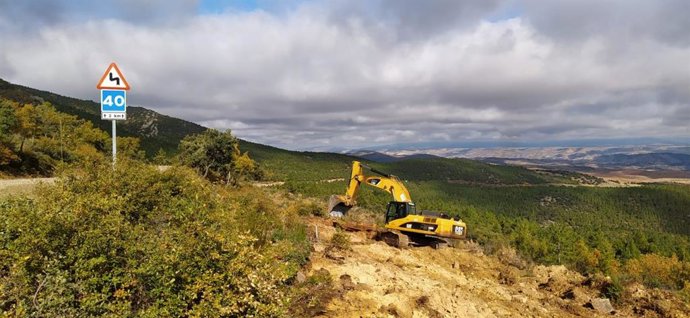 La DPZ comienza el arreglo de la carretera provincial que conecta Atea y Used.