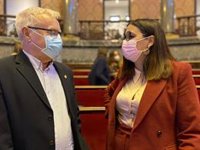 Gómez defiende la "responsabilidad" del PSPV y la oposición señala sus diferencias con Compromís