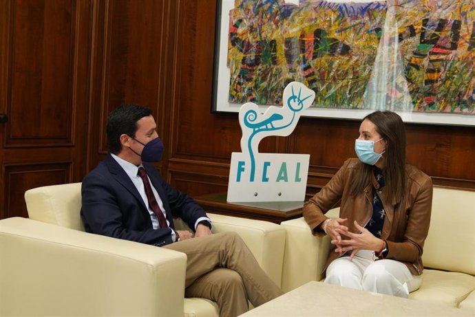 García se reúne con una de las firmas que respaldan Fical