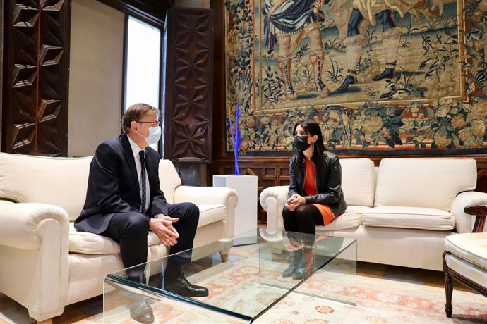 Archivo - El presidente de la Generalitat, Ximo Puig, y la síndica de Cs, Ruth Merino, reunidos en el Palau de la Generalitat (archivo)