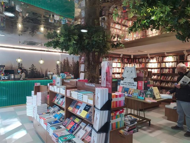 Librería Taiga en la calle Arturo Soria.