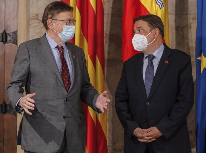 El president de la Generalitat, Ximo Puig, y el ministro de Agricultura, Luis Planas