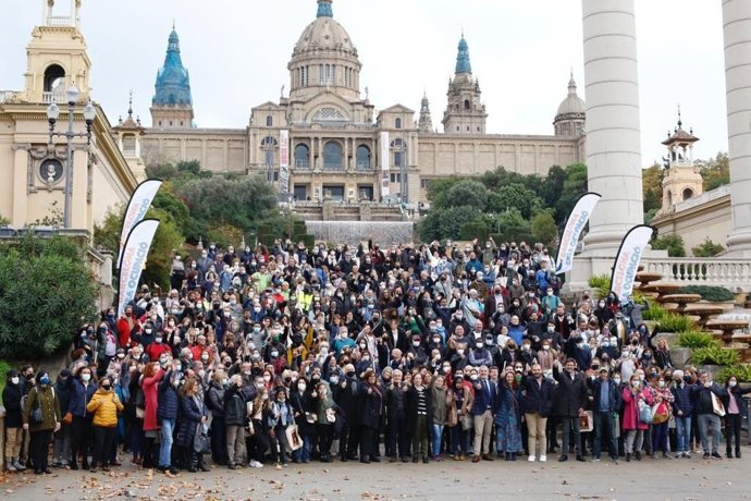 Barcelona logra 1.800 contrataciones durante la pandemia a través de programas municipales