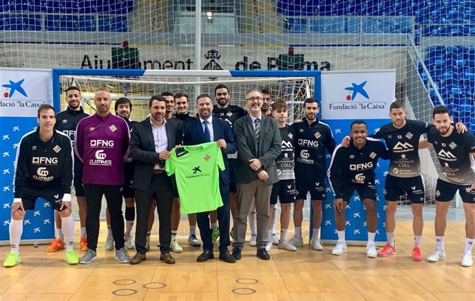 La Caixa y la Fundación Miquel Jaume Palma Futsal lanzan los Campus Escuela para niños de familias vulnerables.