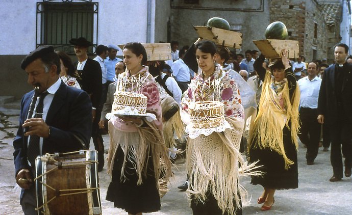 Imagen presente en la exposición de Vitigudino sobre una fiesta popular.