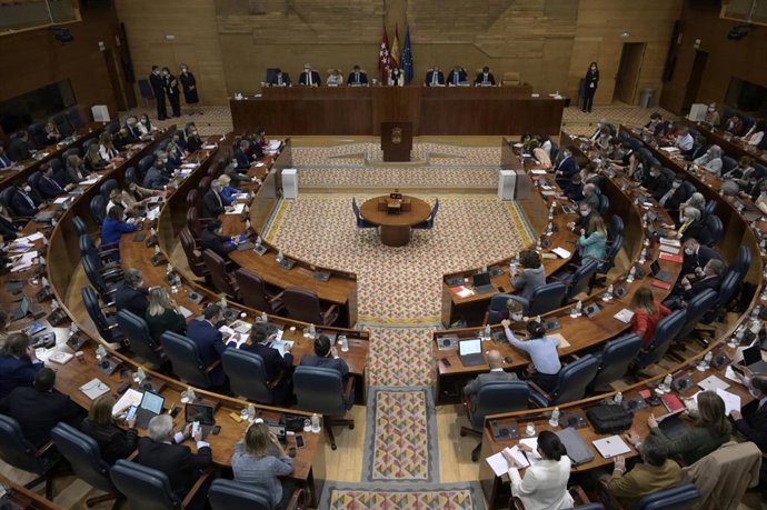 Vista general del hemiciclo, en una sesión de control al Gobierno regional en la Asamblea de Madrid.