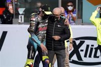 Valentino Rossi: "En los momentos especiales suelo reír, espero no llorar el domingo"