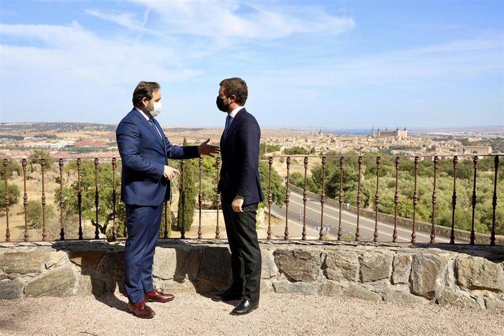 Archivo - Paco Nüñez y Pablo Casado.