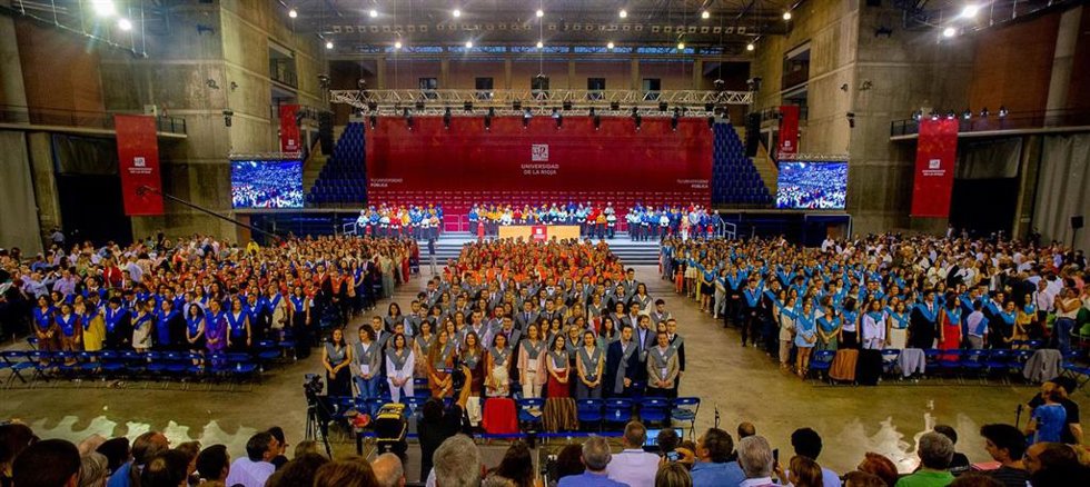La Universidad de La Rioja celebrará de forma presencial los actos de graduación de todas sus titulaciones la próxima semana
