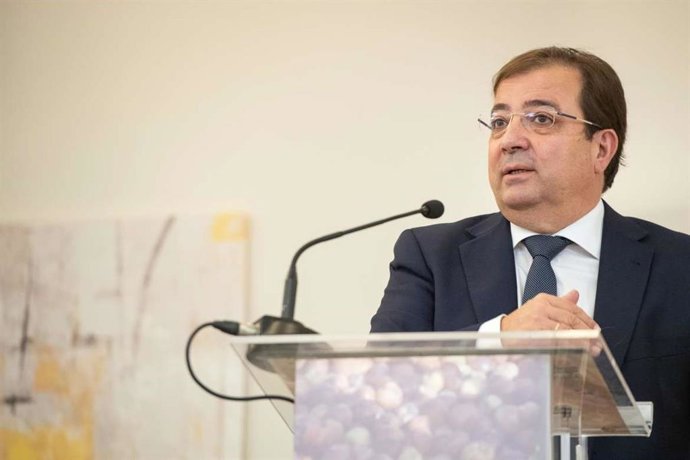 El presidente de la Junta, Guillermo Fernández Vara, en una foto de archivo