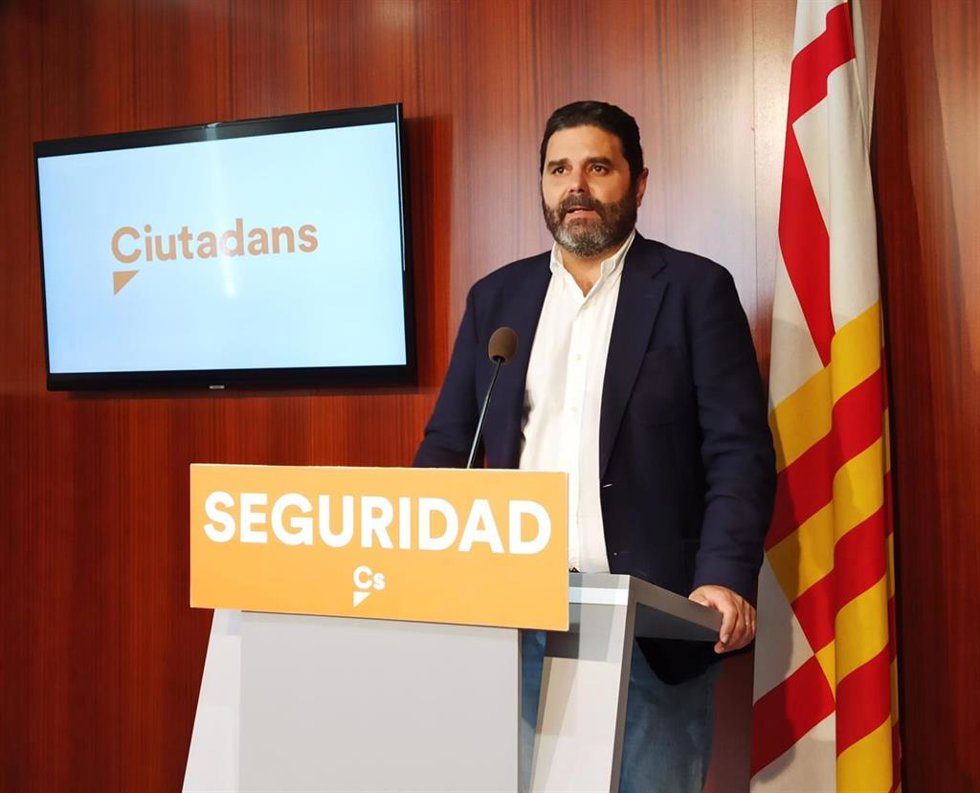 Archivo - El portavoz de Cs en Barcelona, Paco Sierra, en una imagen de archivo.
