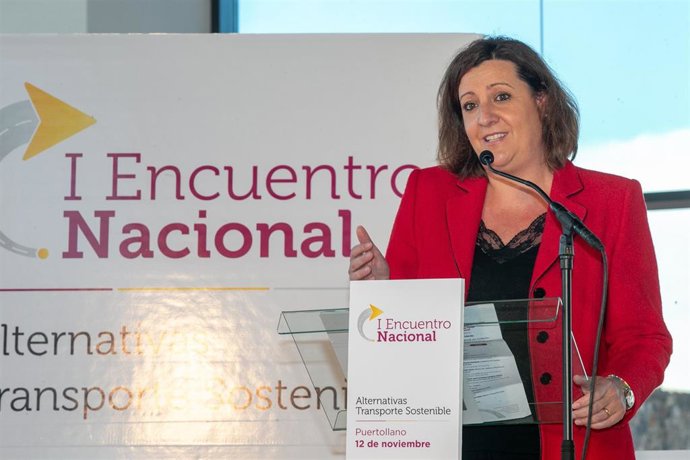 El presidente de Castilla-La Mancha, Emiliano García-Page, ha participado en la apertura del I Encuentro Nacional de Alternativas de Transporte Sostenible que se celebra en el Pabellón Ferial La Central de Puertollano