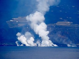 Nueva fajana en la playa de Los Guirres