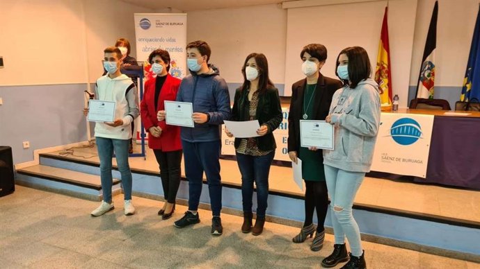 El IES Sáenz de Buruaga de Mérida, certificado como Escuela Embajadora del Parlamento Europeo