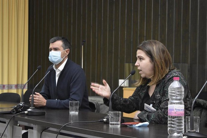 El presidente del Patronato del Parque Cultural del río Martín, Joaquín Noé, y la diputada de Desarrollo Territorial, María Ariño