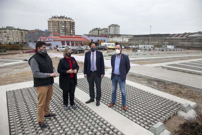 El consejero de Obras y la alcaldesa de Camargo visitan mejoras en infraestructuras del municipio