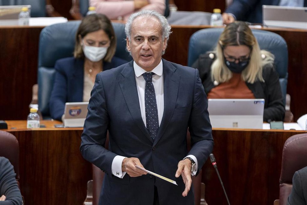 El consejero de Sanidads de la Comunidad de Madrid, Enrique Ruiz Escudero, 