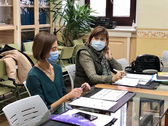 La concejal de Educación, Infancia, Juventud e Igualdad, María Victoria Soto, presenta las cuentas de su área para 2022.