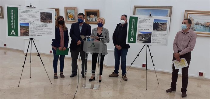 La delegada territorial Eloísa Cabrera presenta las actuaciones arqueológicas en la provincia