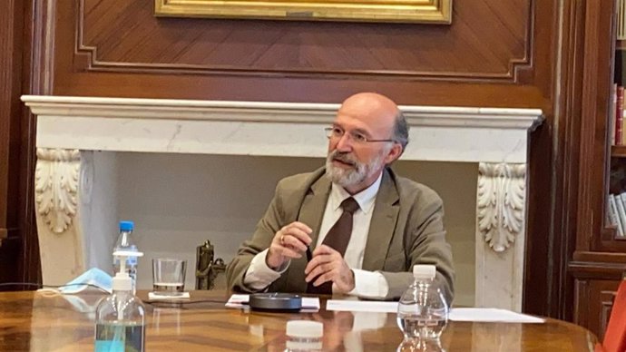 El presidente de la SEPC, Gabriel Rubio, durante la presentación de los datos de la encuesta en Madrid a 12 de noviembre.