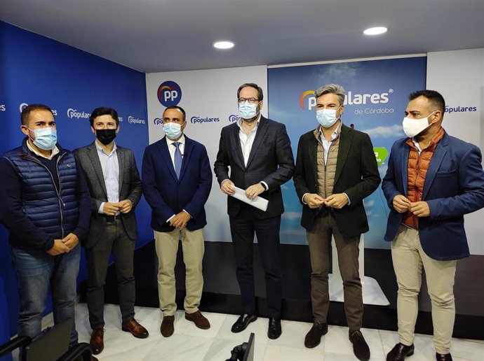 Representantes del PP de Córdoba y Granada.