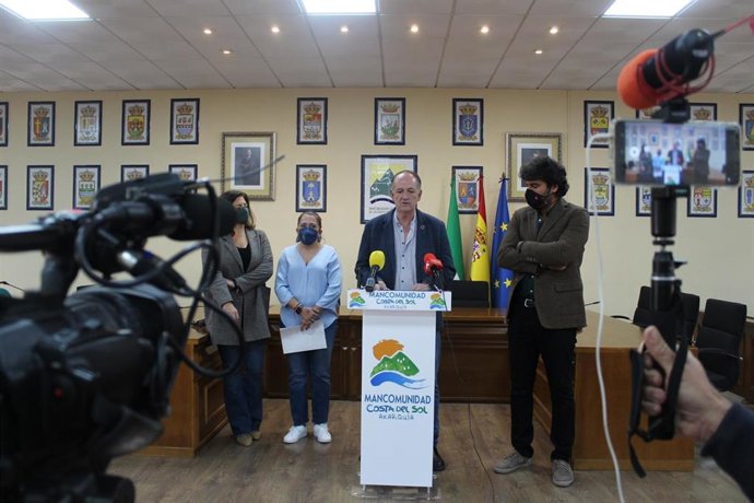Un workshop fotográfico sobre los cultivos axárquicos atraerá profesionales de toda España a la comarca