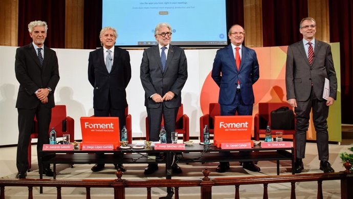 Foment y la Confederación de Empresarios de Madrid crean una guía para los fondos europeos