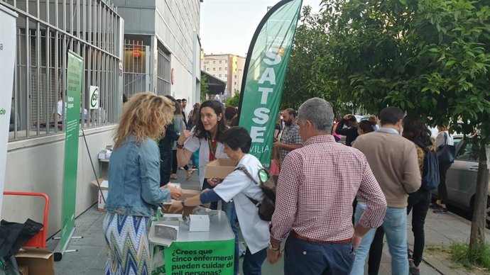 Imagen de archivo de los delegados de Satse en las últimas oposiciones del SAS previas a la pandemia.