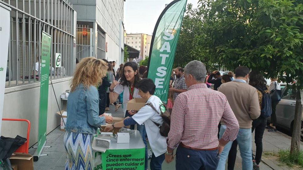 Imagen de archivo de los delegados de Satse en las últimas oposiciones del SAS previas a la pandemia.