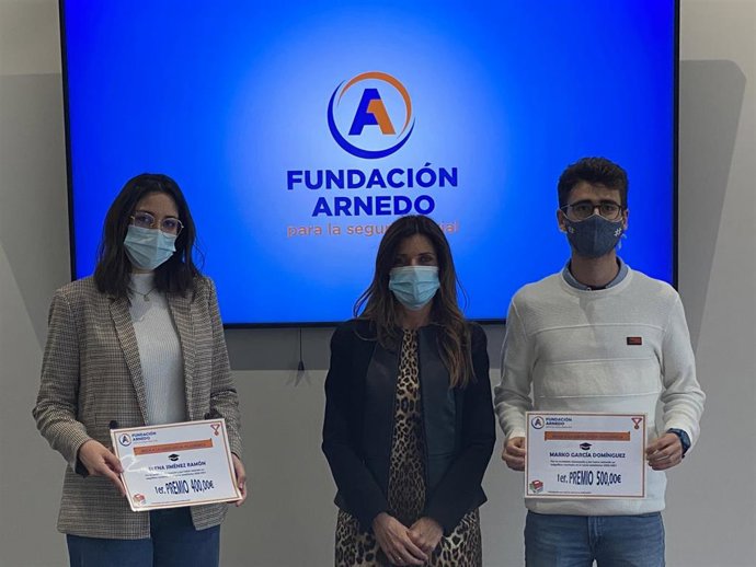 La Fundación Arnedo lanza la primera edición de becas para libros y material escolar y excelencia académica