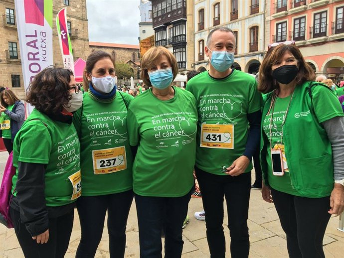 Carrera solidaria contra el cáncer.