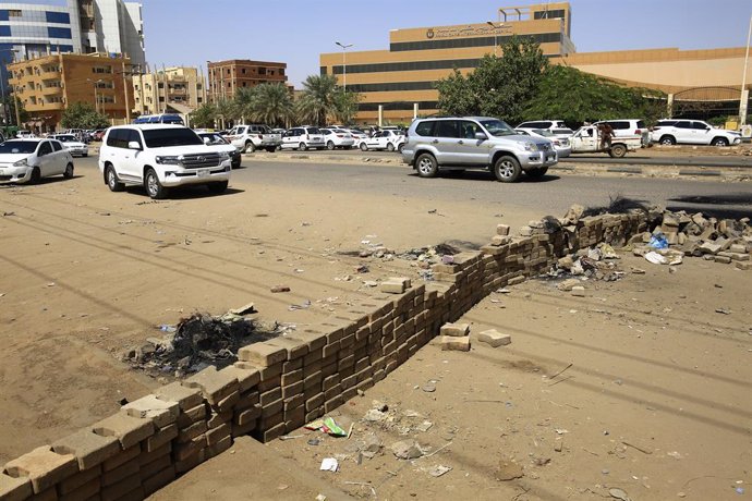 Barricadas en una calle de Jartum, Sudán