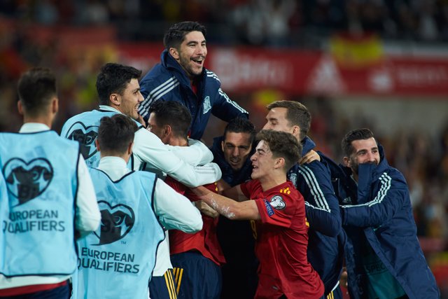 Alvaro Morata of Spain celebrates a goal during the FIFA World Cup Qatar 2022 Qualifier match between Spain and Sweden at La Cartuja Stadium on November 14, 2021 in Sevilla, Spain