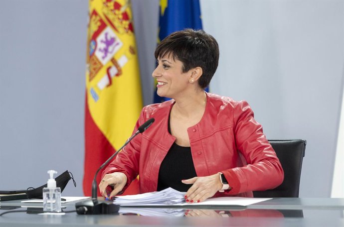 La ministra portaveu, Isabel Rodríguez, intervé en una compareixena després de la reunió del Consell de Ministres. Foto d'arxiu.