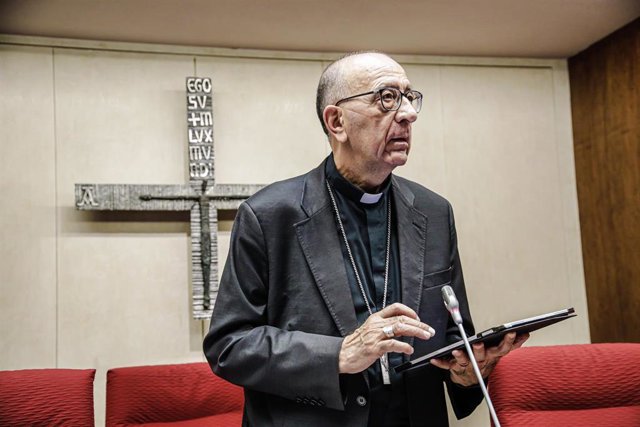 Archivo - El presidente de la Conferencia Episcopal Española y arzobispo de Barcelona, cardenal Juan José Omella.