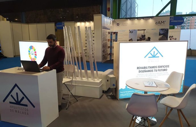 Estand del Colegio de Arquitectos en el Salón Inmobiliario del Mediterráneo