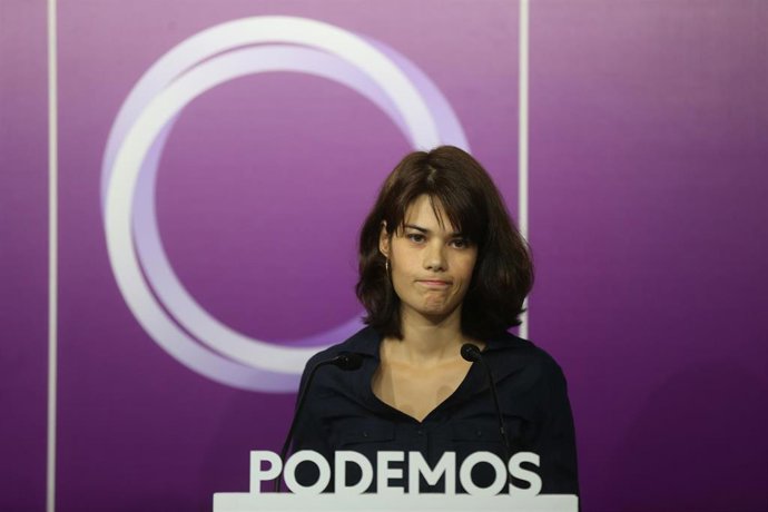Archivo - La portavoz de Podemos, Isa Serra, interviene en una rueda de prensa en la sede de Podemos, a 20 de septiembre de 2021, en Madrid, (España). 