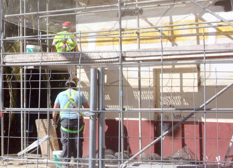 Archivo - Imagen de recurso de obras en viviendas.