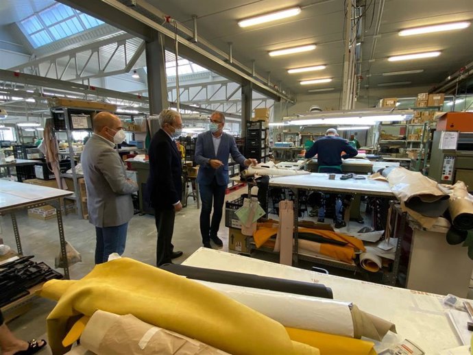 Velasco en Avana Piel en Ubrique