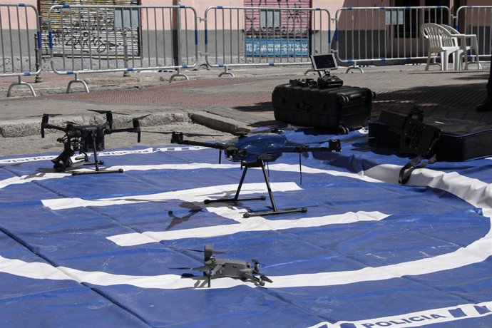 Archivo - Imagen de archivo de drones