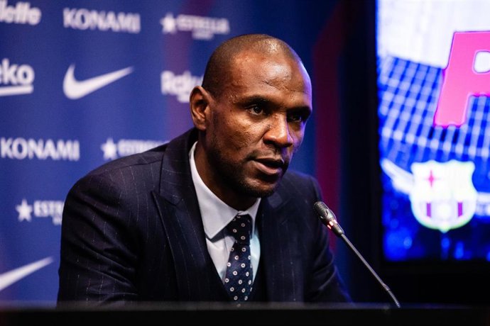 Archivo - Eric Abidal durante una rueda de prensa como secretario técnico del FC Barcelona