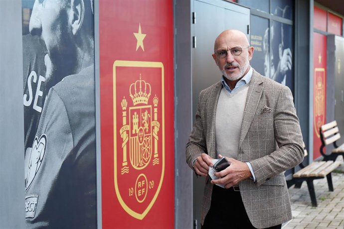 Luis de la Fuente antes de dar una convocatoria de la selección española Sub-21