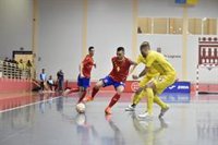 Sergio Lozano regresa a la selección con doblete en la victoria en el amistoso ante Ucrania