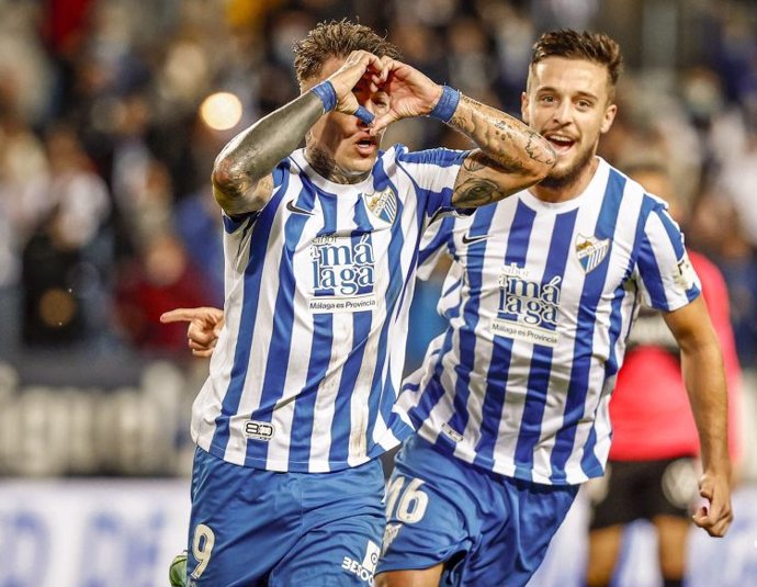 Brandon celebra el gol del Málaga ante el Tenerife